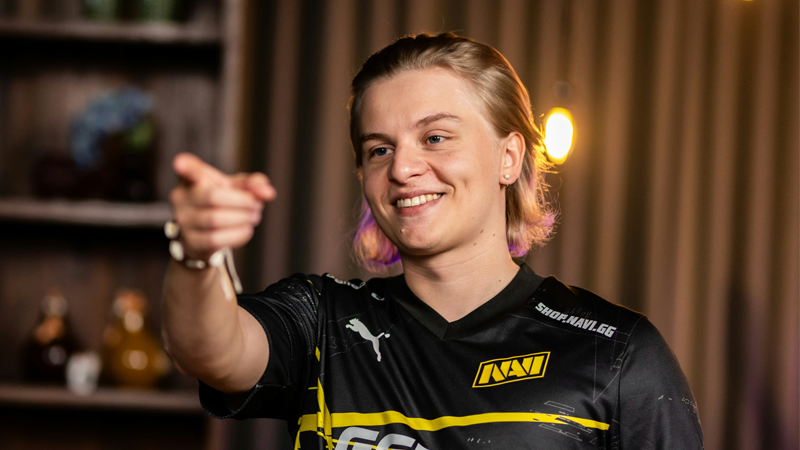 团队之间的实力差距太大了！你认为 LPL 应该减少名额吗？