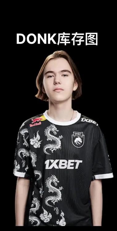 Meiko 加入 Weibo Gaming ， Tian 加入 LNG Esports ， CRISP GALA JIEJIE 加入 Invictus Gaming 。